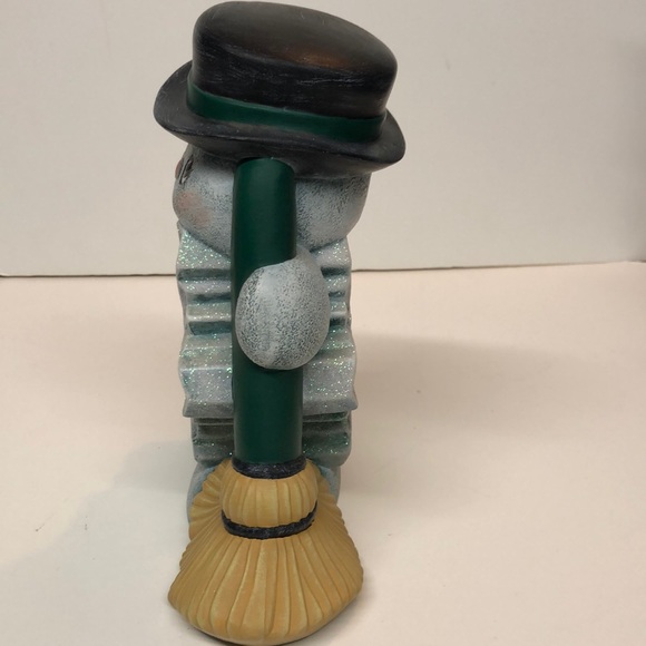 Hand painted Ceramic Snowflake Snowman - Picture 2 of 8